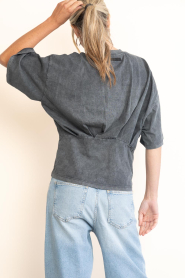 Haute L'Amitié |  Fitted T-shirt Romie | grey | Picture 9