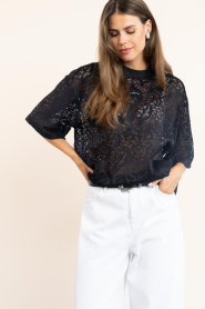 Haute L'Amitié |  Lace boxy t-shirt Summer | black | Picture 5
