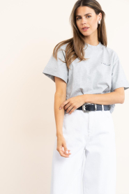 Haute L'Amitié :  Basic T-shirt Crew | grey - img7