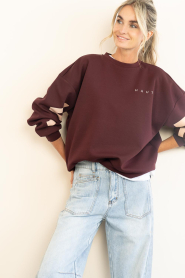 Haute L'Amitié :  Sweater with logo Maxi | burgundy - img4