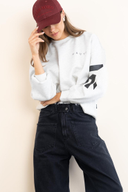 Haute L'Amitié :  Sweater with logo Maxi | natural - img5
