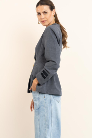 Haute L'Amitié :  Pleated blazer Enna | grey - img6