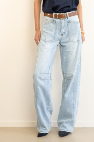 Haute L'Amitié :  Barrel jeans Front | blue - img6