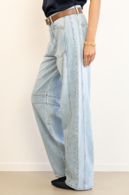 Haute L'Amitié :  Barrel jeans Front | blue - img7