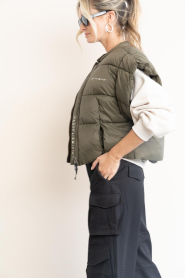 Haute L'Amitié |  Puffer gilet Mount | green | Picture 8