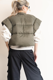 Haute L'Amitié |  Puffer gilet Mount | green | Picture 9