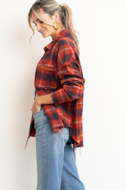Janice |  Checkered blouse Darter | red | Picture 6