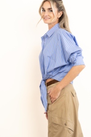 Janice :  Buttoned blouse with stripes David | blue - img6