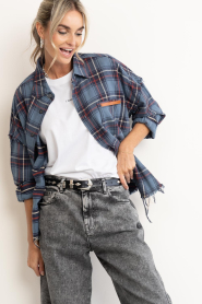 Janice :  Checkered blouse Darter | blue - img4