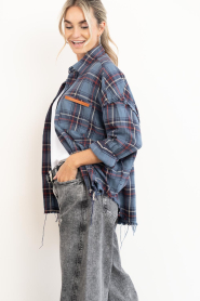Janice :  Checkered blouse Darter | blue - img5