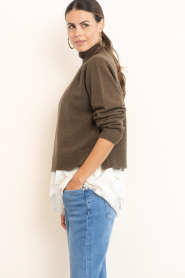 Drykorn |  Soft wool turtleneck Lyzima | taupe | Picture 5