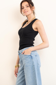 Drykorn |  Baby rib singlet Tavira | black | Picture 5