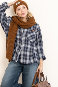 Drykorn :  Wool blend beanie Enai | brown  - img2