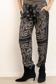 Wild |  Satin paisley pants Jaylen | black | Picture 5