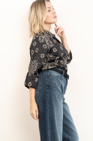 Wild :  Satijnen paisley blouse Fayruz | black - img6