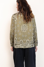 Wild :  Satin paisley blouse Fayruz | green - img8