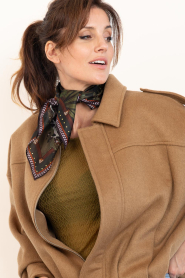 Wild |  Silk scarf with print Mini Panthere | green | Picture 2