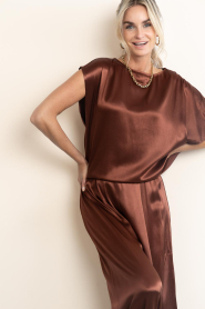 Milla |  Asymmetric top Jill | brown | Picture 4