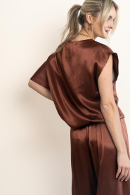 Milla |  Asymmetric top Jill | brown | Picture 8