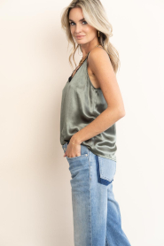 Milla |  Shiny top with lace Lucy | green | Picture 6