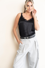 Milla :  Shiny top with lace Lucy | black - img6
