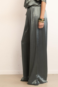 Milla |  Shiny trousers Jill | green | Picture 5