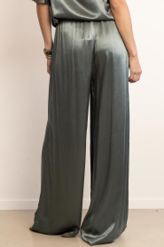 Milla |  Shiny trousers Jill | green | Picture 6