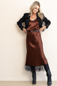 Milla |  Shiny skirt with lace | brown | Picture 5