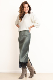 Milla |  Shiny skirt with lace | green | Picture 4