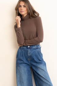 Milla |  Stretch tencel top Elin | brown | Picture 6