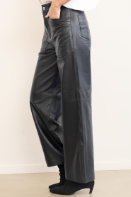 Badits |  Leather wide leg with patch pockets Kendra | black | Picture 7