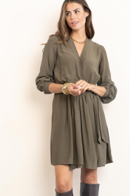 Louizon |  Viscose dress Craon | green | Picture 5