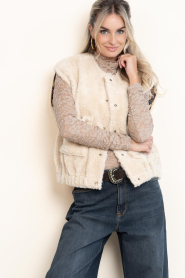 Louizon |  Teddy waistcoat Yakim | beige  | Picture 2