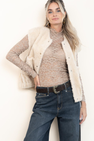 Louizon |  Teddy waistcoat Yakim | beige  | Picture 5