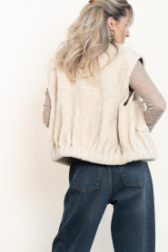 Louizon |  Teddy waistcoat Yakim | beige  | Picture 8