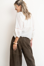 ba&sh :  Cotton embroidered blouse Poeme | natural - img8