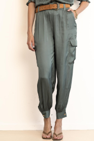 ba&sh |  Satin cargo balloon pants Celia | green | Picture 4