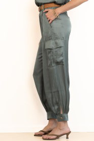 ba&sh |  Satin cargo balloon pants Celia | green | Picture 5