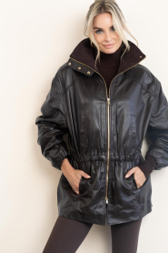 Deblon |  Leather high neck parka Skyler | burgundy | Picture 2