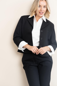 Second Female |  Fitted cropped blazer Sella | black | Picture 5