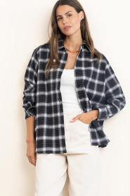 Second Female :  Checked blouse Genola | blue - img4