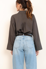 Second Female :  Plain blouse Lanna | brown - img9