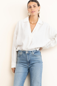 Second Female :  Plain blouse Timeline | white - img5