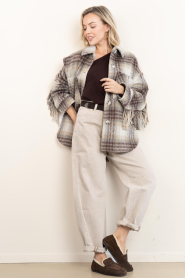 March23 |  Soft wool blend one shoulder Milan | brown | Picture 3