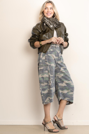 March23 |  Leather heel Rover | olive | Picture 4