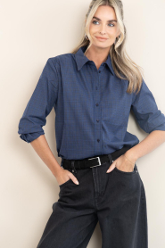 Co'Couture :  Cropped checked blouse Daxter | blue - img4