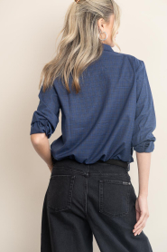 Co'Couture :  Cropped checked blouse Daxter | blue - img7