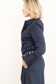 Co'Couture |  Fitted stretch blouse San | navy | Picture 7