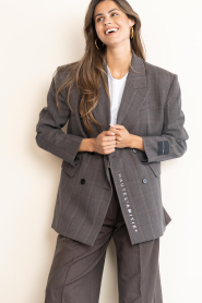 Haute L'Amitié :  Fitted double-breasted blazer Waist | brown - img6
