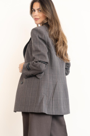 Haute L'Amitié :  Fitted double-breasted blazer Waist | brown - img8